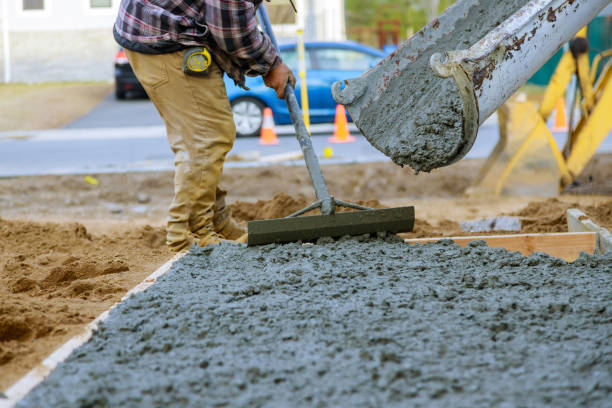  Eagleton Village, TN Concrete contractor Pros
